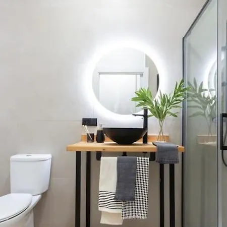 Vlc Host - Manya * Valence